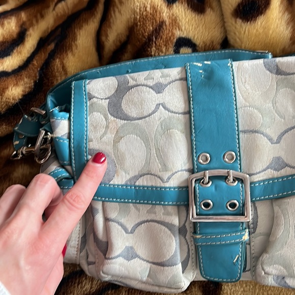 Coach purse - Picture 2 of 9